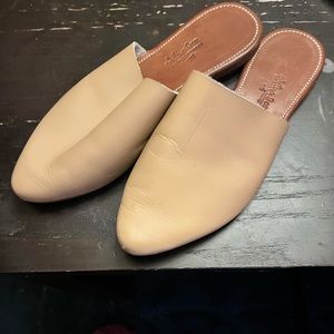 Adelisa & Co. Otoño mules size 40